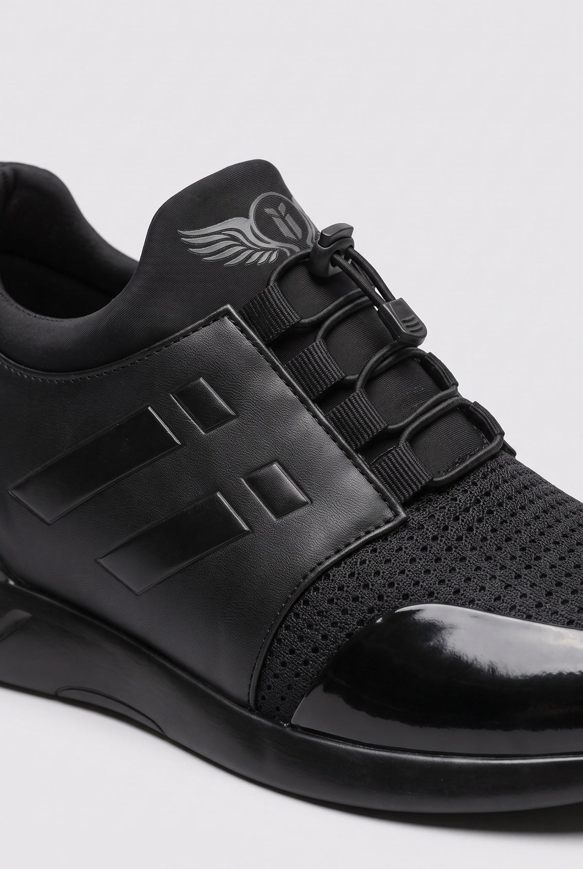 Men's Sneakers | Bungee Lace with Patent-Look Toe Cap - 2
